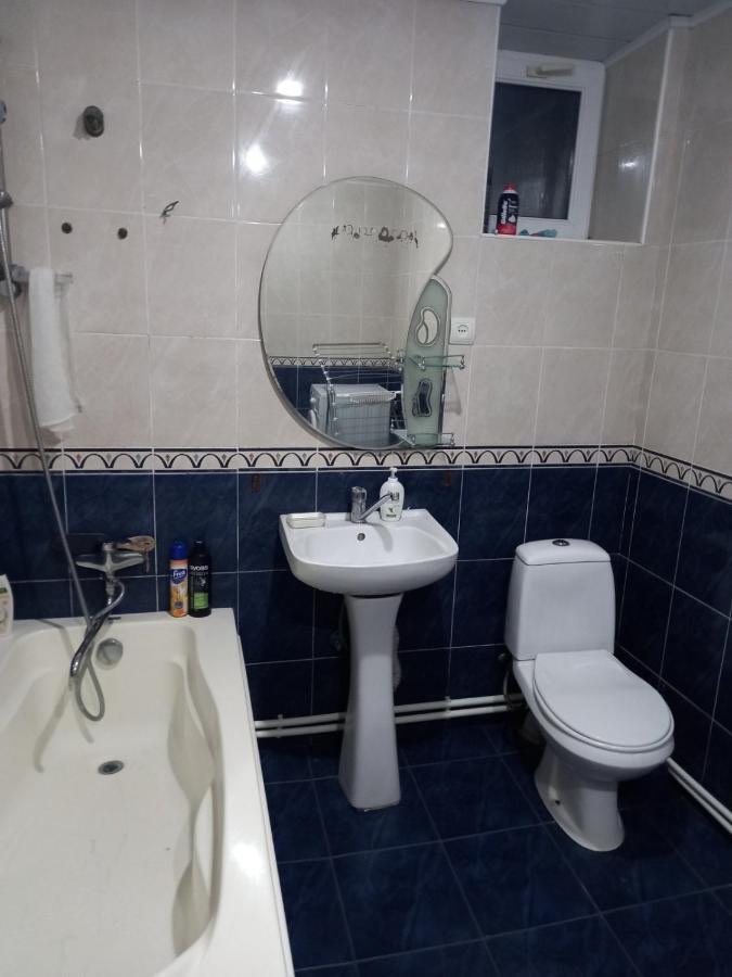Guest House Saman Garni Bagian luar foto